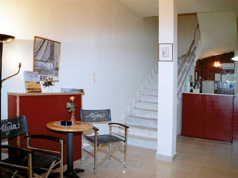 אתונה Apollonion Hotel מראה חיצוני תמונה