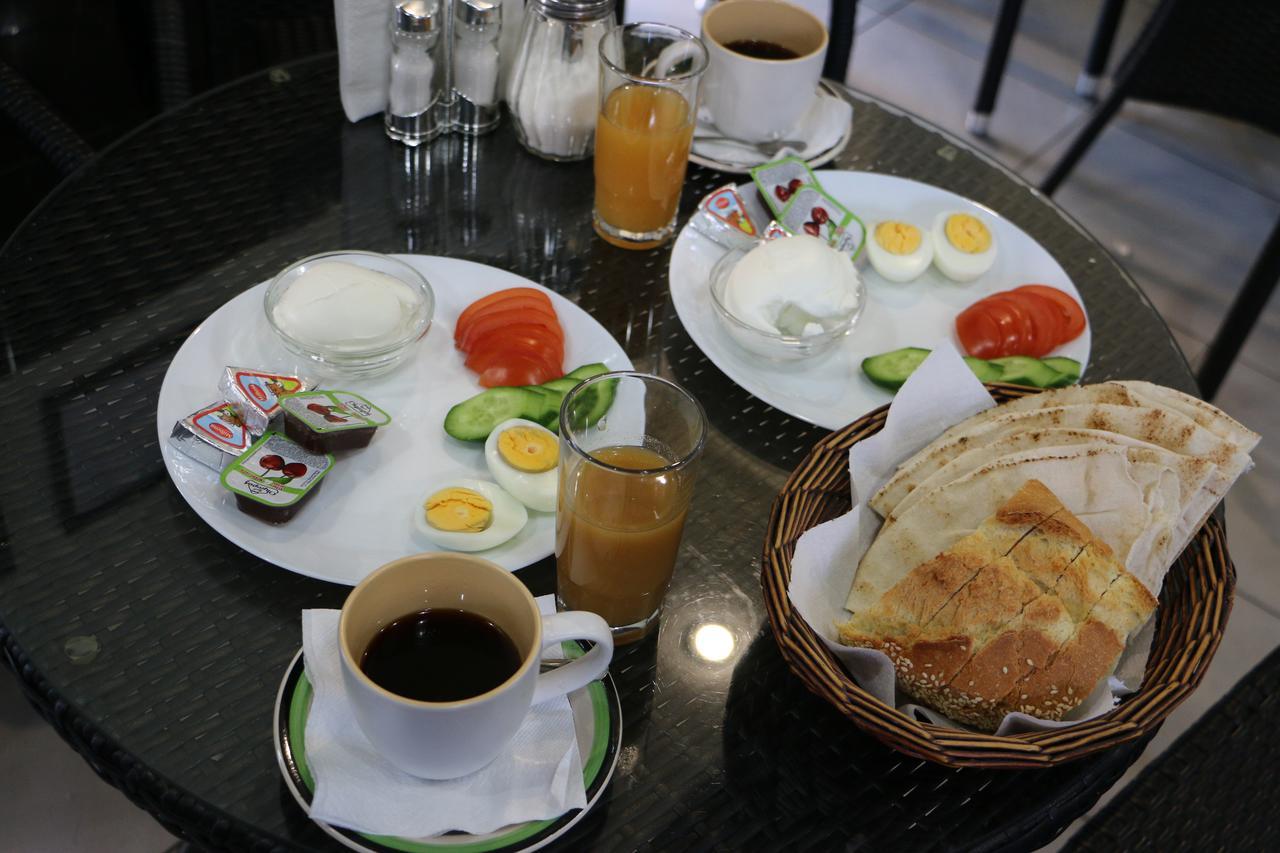 אתונה Apollonion Hotel מראה חיצוני תמונה