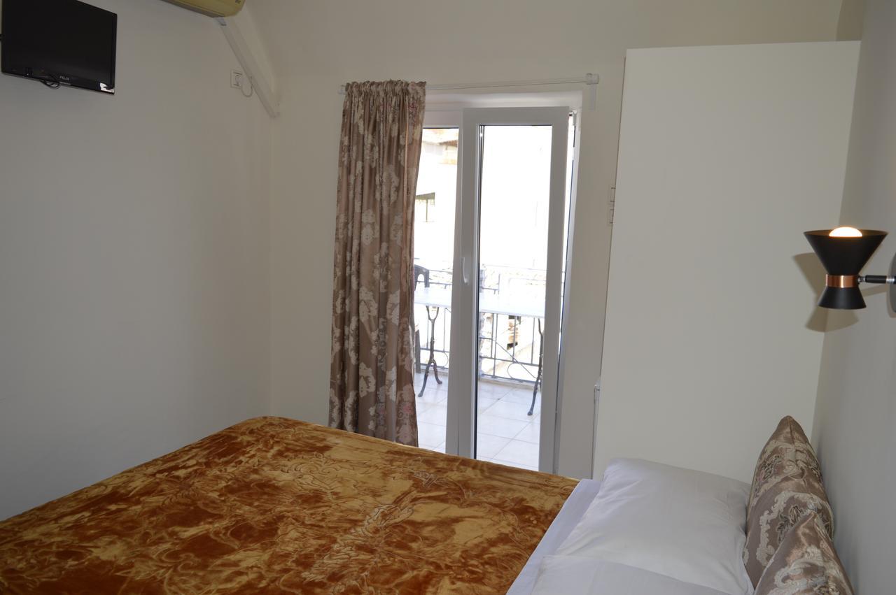 אתונה Apollonion Hotel מראה חיצוני תמונה