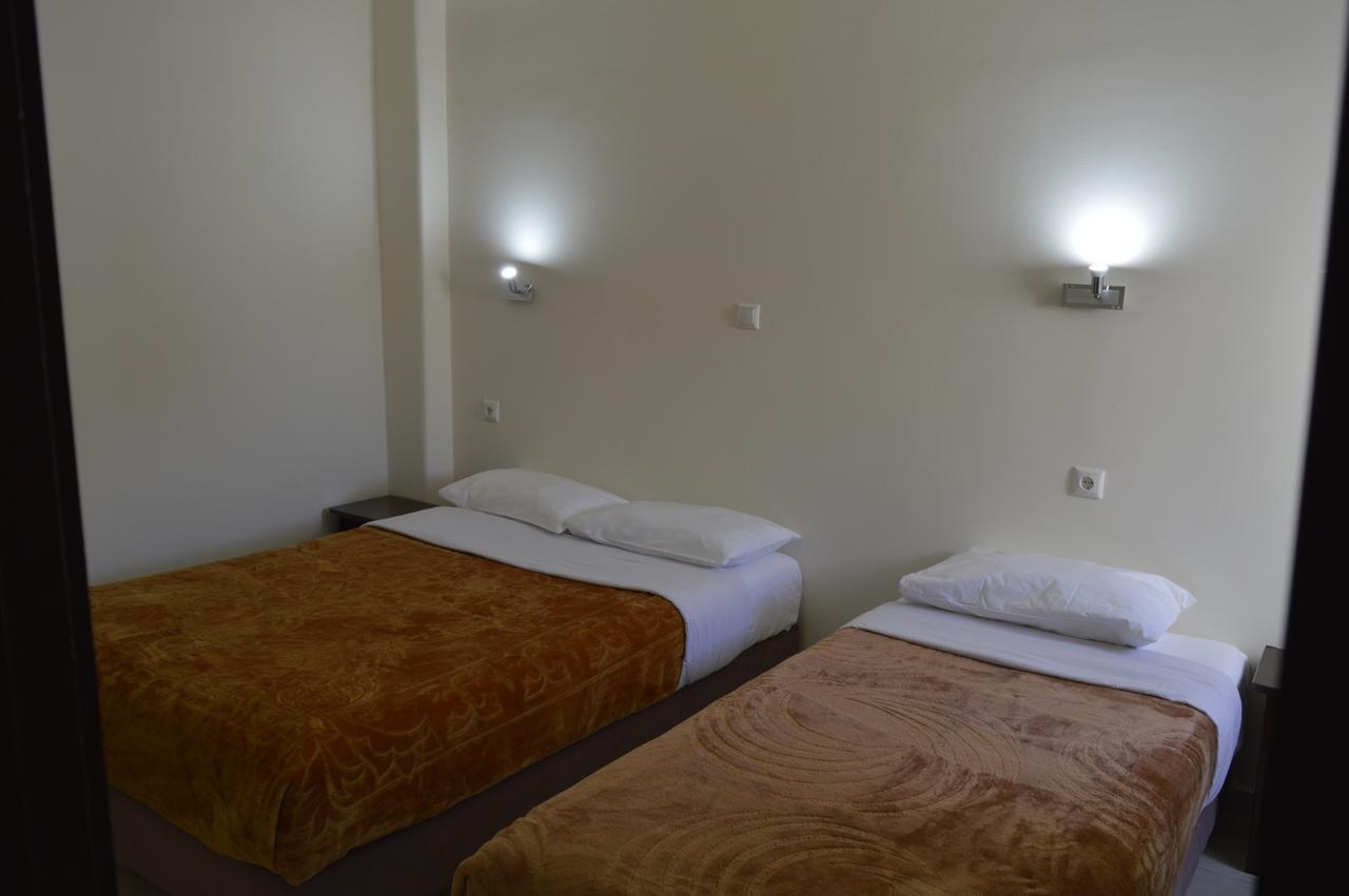 אתונה Apollonion Hotel מראה חיצוני תמונה