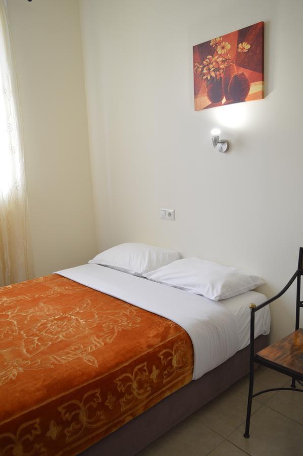 אתונה Apollonion Hotel מראה חיצוני תמונה