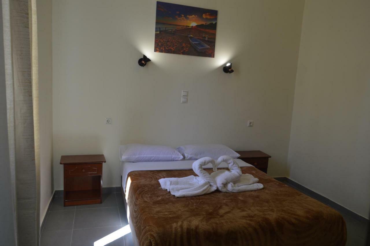 אתונה Apollonion Hotel מראה חיצוני תמונה