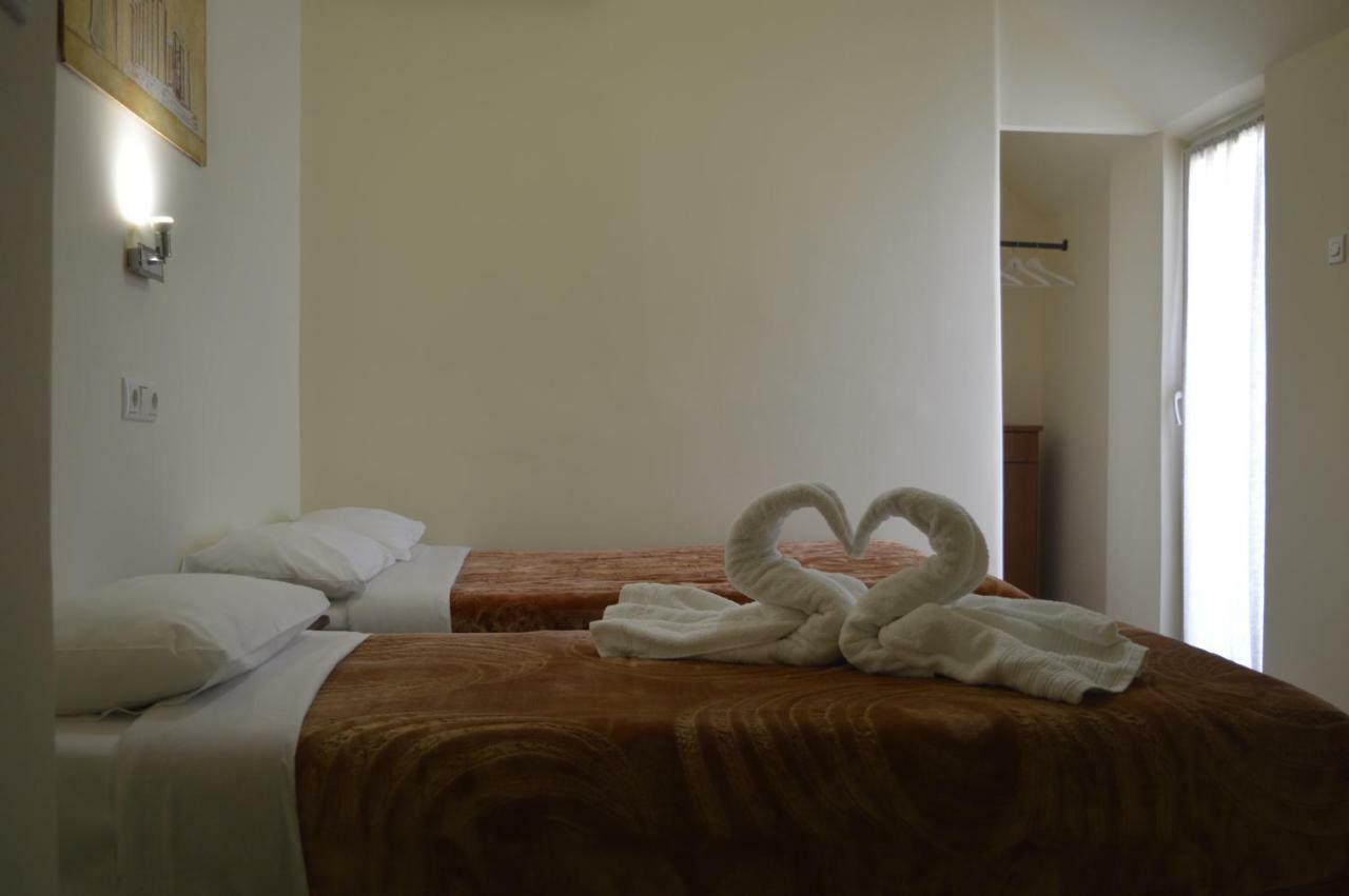 אתונה Apollonion Hotel מראה חיצוני תמונה